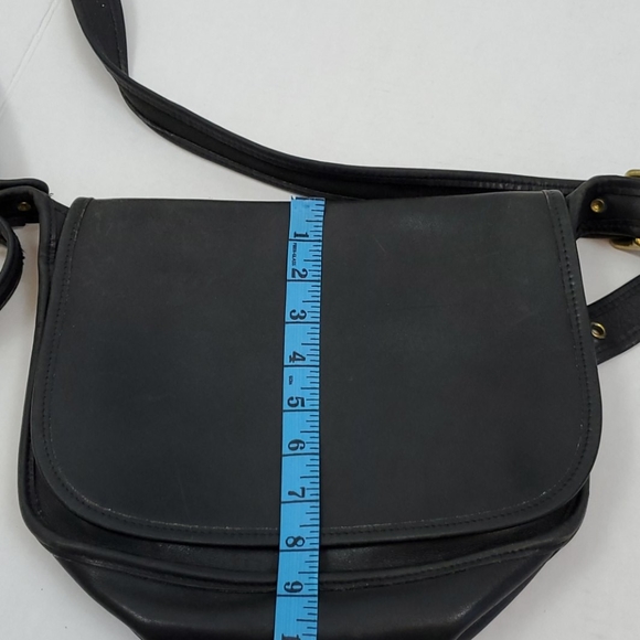 Vintage Coach black leather crossbody bag  purse - Picture 10 of 12